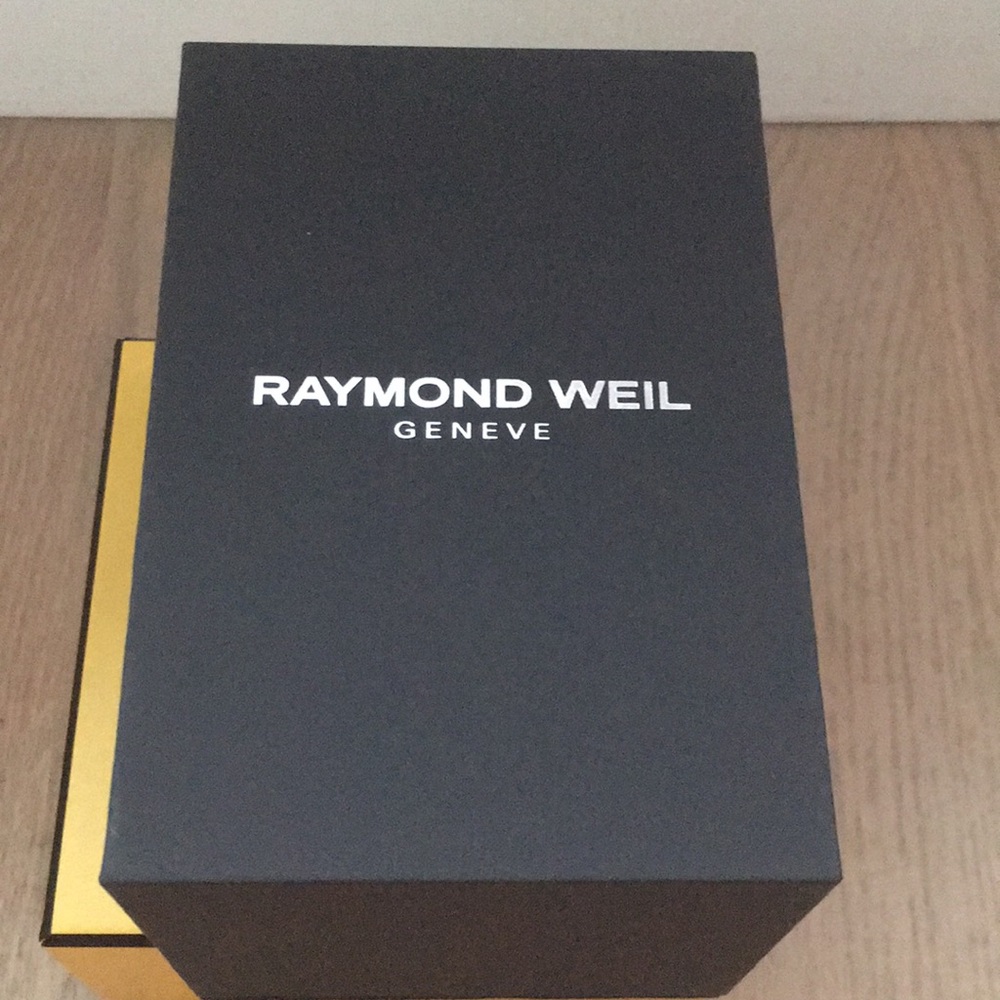 Raymond Weil Watch Box